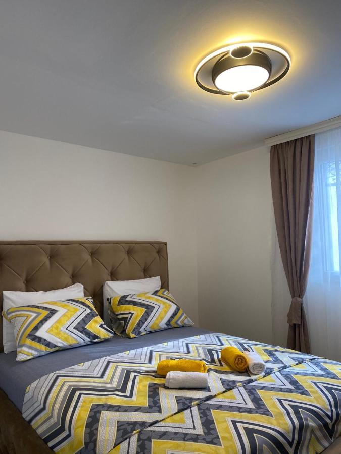 Vucinic Studio Apartment سيتينيي المظهر الخارجي الصورة