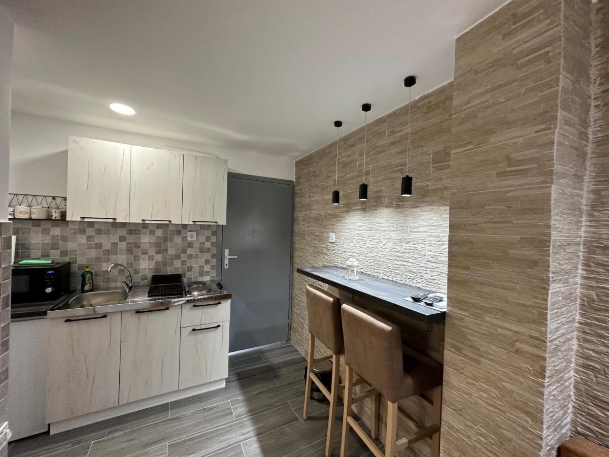 Vucinic Studio Apartment سيتينيي المظهر الخارجي الصورة